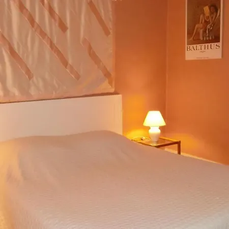 بيت للعطل L Oustalou Maison D Hotes De Charme En Auvergne Piscine Privee Chauffee